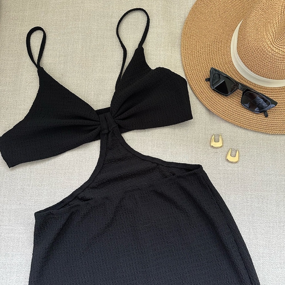 Black Cutout Long Dress